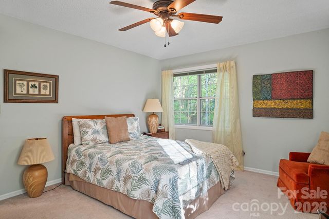 12 Steeplechase Court, Hendersonville, NC 28791