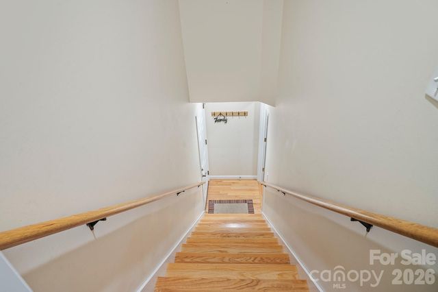 12 Steeplechase Court, Hendersonville, NC 28791