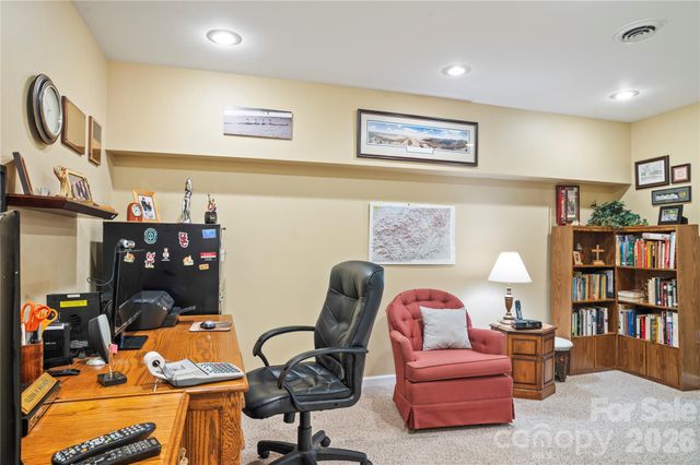 12 Steeplechase Court, Hendersonville, NC 28791