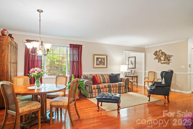 12 Steeplechase Court, Hendersonville, NC 28791