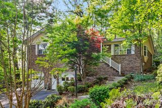 12 Steeplechase Court, Hendersonville, NC 28791