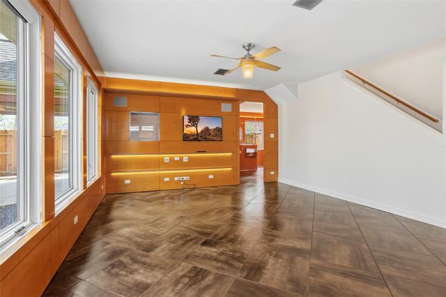 3531 Deerbrook Court, Pearland, TX 77584