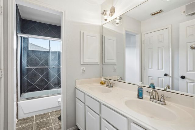 3531 Deerbrook Court, Pearland, TX 77584