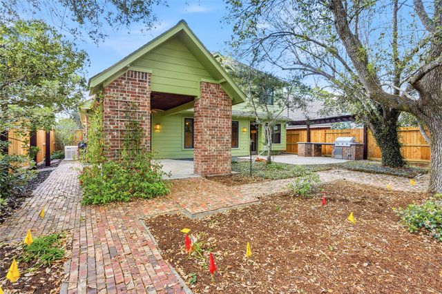 3531 Deerbrook Court, Pearland, TX 77584