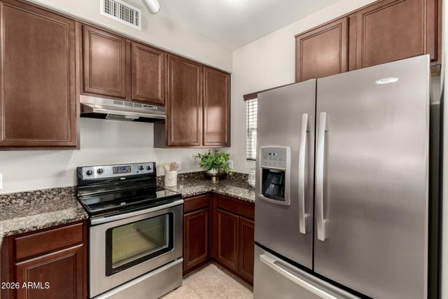 1384 S SABINO Drive, Gilbert, AZ 85296