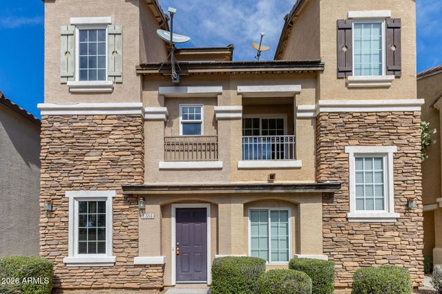 1384 S SABINO Drive, Gilbert, AZ 85296