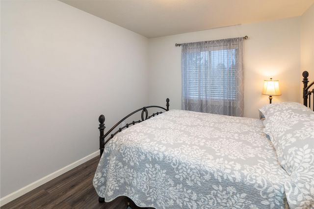 3380 SW 28th Street, Redmond, OR 97756