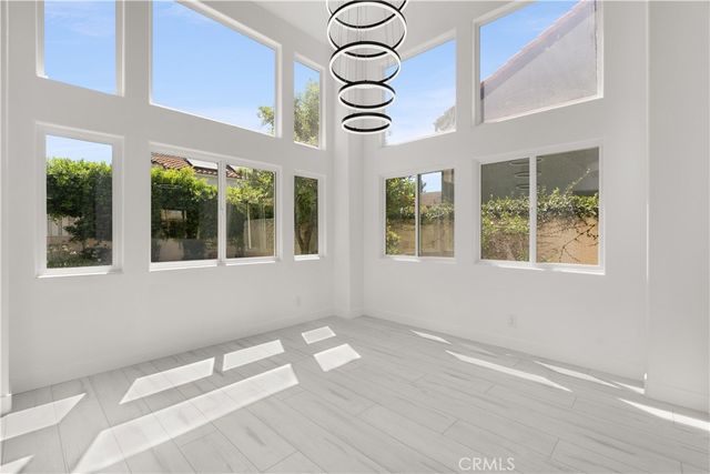 7422 Kyle Court, West Hills, CA 91307