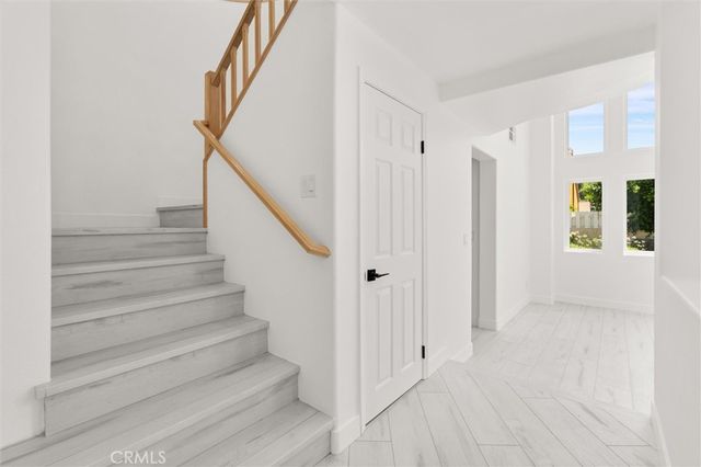 7422 Kyle Court, West Hills, CA 91307