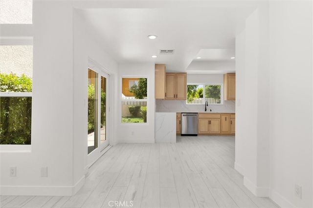7422 Kyle Court, West Hills, CA 91307