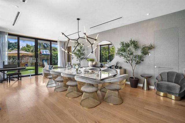 46 NE 162nd St, Miami, FL 33162