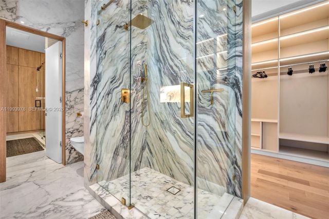 46 NE 162nd St, Miami, FL 33162