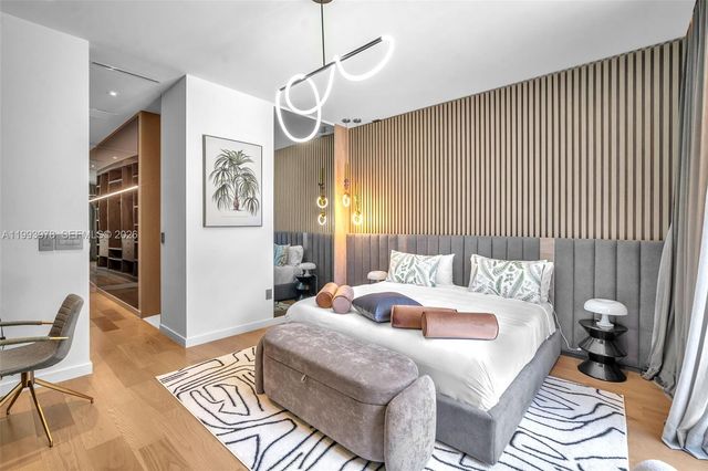 46 NE 162nd St, Miami, FL 33162