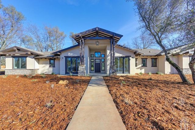 8109 Bridger Ln, Shingle Springs, CA 95682