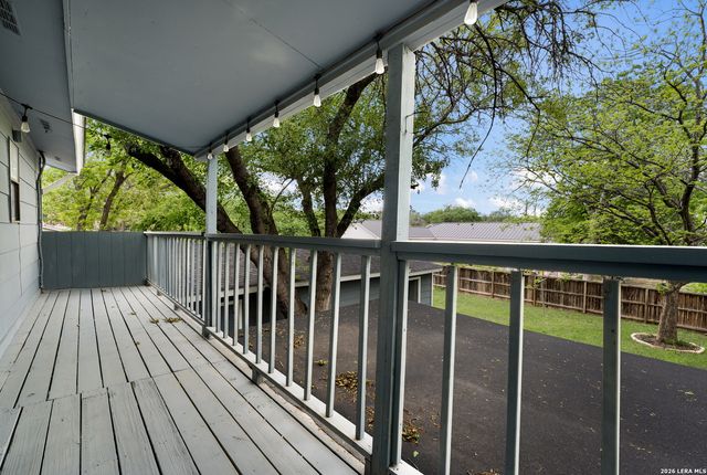 8265 UTOPIA BLVD, Selma, TX 78154