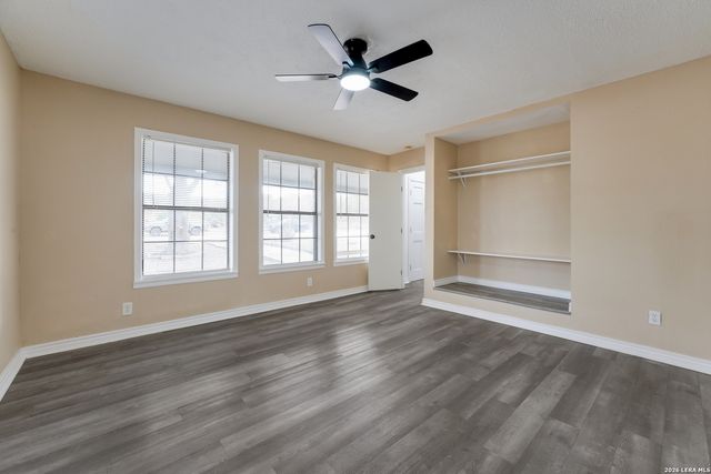 8265 UTOPIA BLVD, Selma, TX 78154