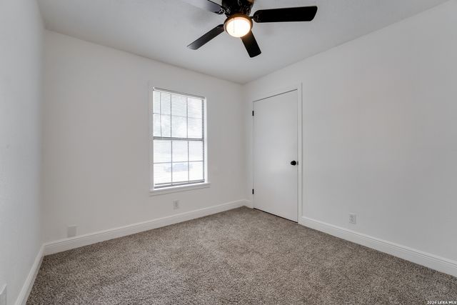 8265 UTOPIA BLVD, Selma, TX 78154