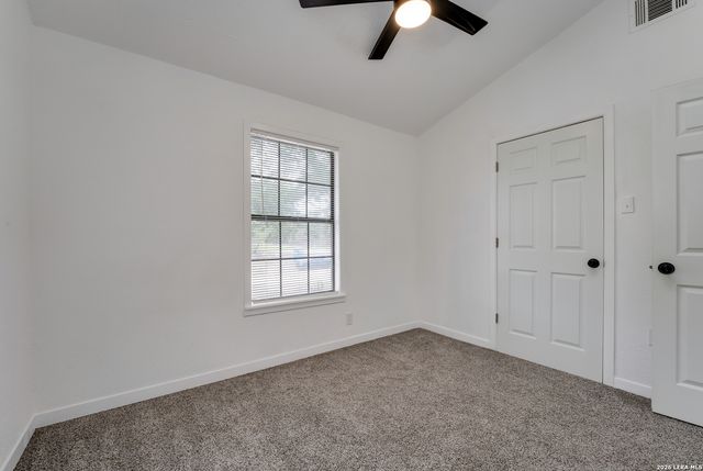 8265 UTOPIA BLVD, Selma, TX 78154