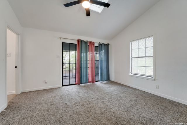 8265 UTOPIA BLVD, Selma, TX 78154