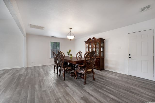 8265 UTOPIA BLVD, Selma, TX 78154