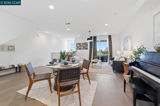 1580 Wright Ave, Richmond, CA 94804