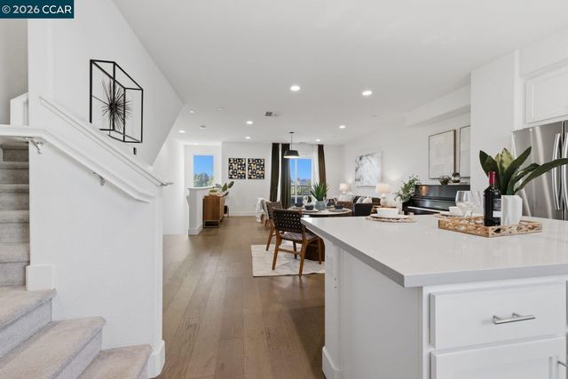 1580 Wright Ave, Richmond, CA 94804