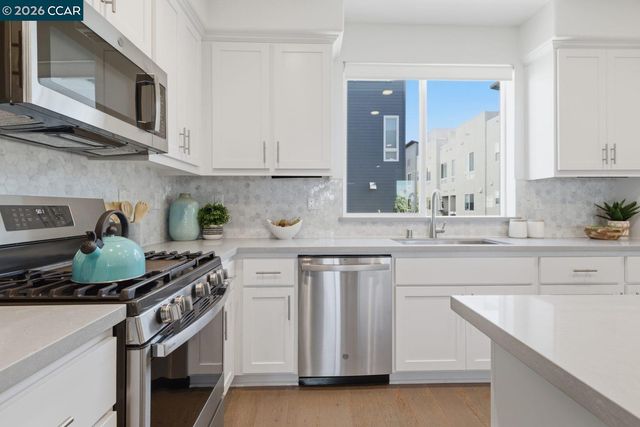 1580 Wright Ave, Richmond, CA 94804