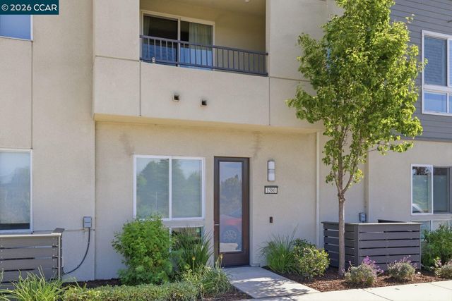 1580 Wright Ave, Richmond, CA 94804