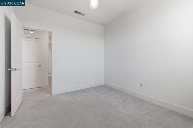 1580 Wright Ave, Richmond, CA 94804