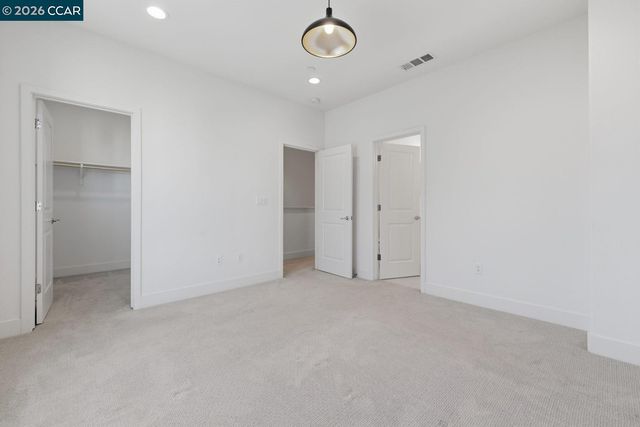 1580 Wright Ave, Richmond, CA 94804