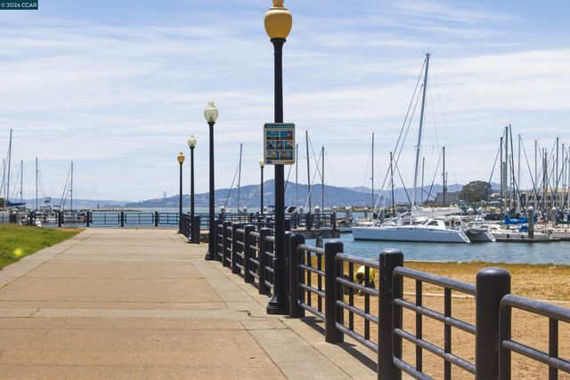 1580 Wright Ave, Richmond, CA 94804