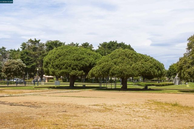 1580 Wright Ave, Richmond, CA 94804