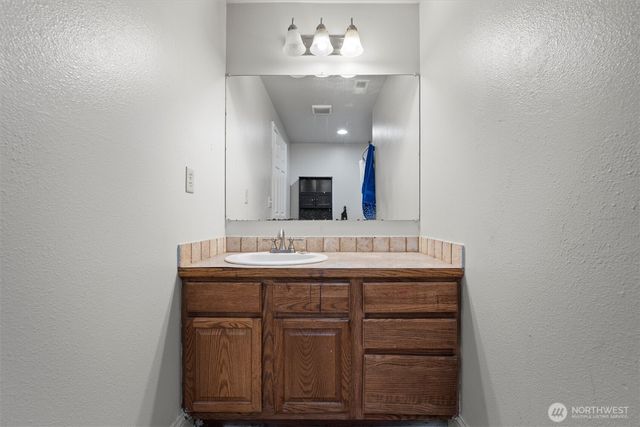 620 N Larkspur, Othello, WA 99344