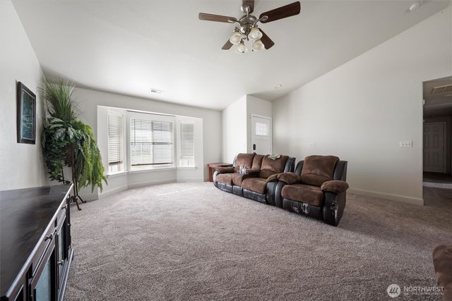 620 N Larkspur, Othello, WA 99344