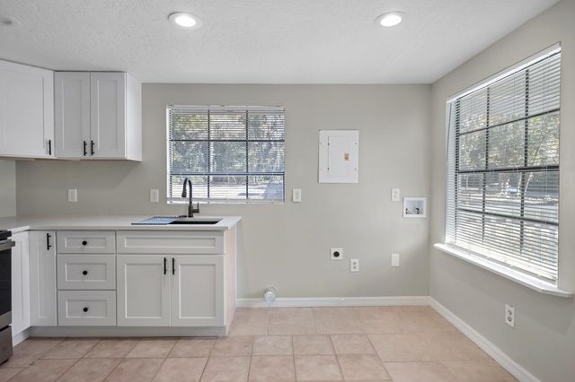 385 Katnack Rd, St Augustine, FL 32095