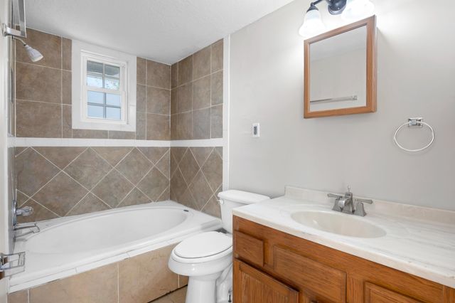 385 Katnack Rd, St Augustine, FL 32095