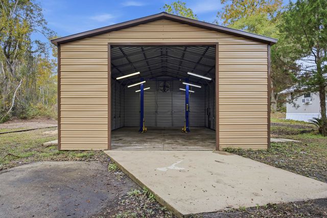 385 Katnack Rd, St Augustine, FL 32095