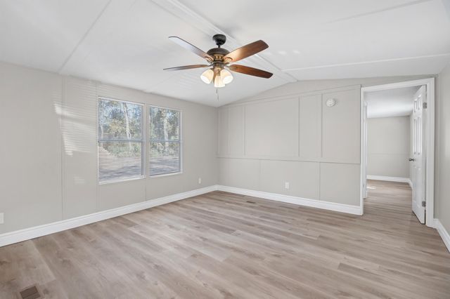 385 Katnack Rd, St Augustine, FL 32095