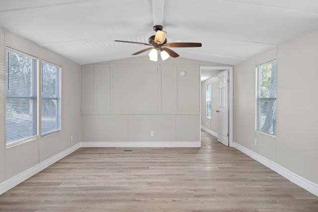 385 Katnack Rd, St Augustine, FL 32095