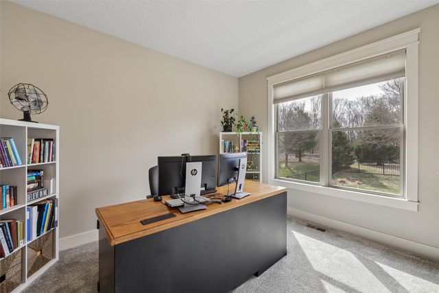 2728 NW 167th Court, Clive, IA 50325