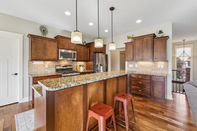 2728 NW 167th Court, Clive, IA 50325