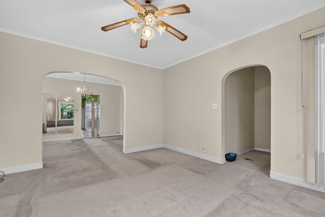 4824 W Concord Place, Chicago, IL 60639