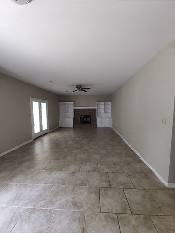 2989 E Setter Street, Fayetteville, AR 72701