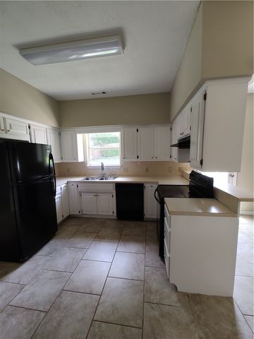 2989 E Setter Street, Fayetteville, AR 72701
