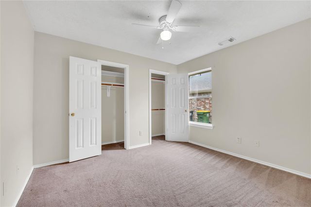 5010 Blanco Drive, Pearland, TX 77584