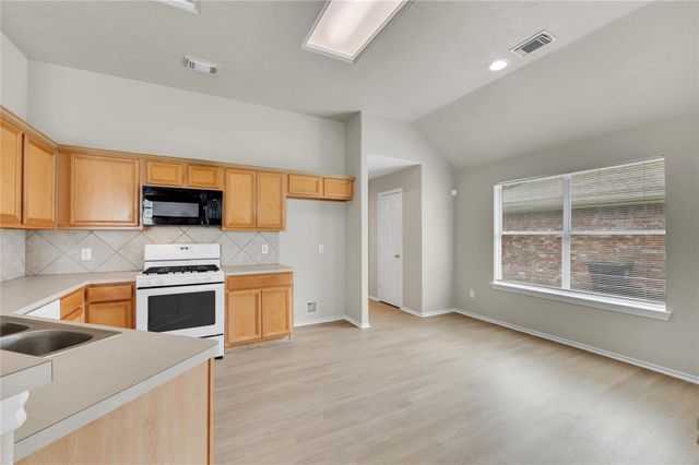 5010 Blanco Drive, Pearland, TX 77584