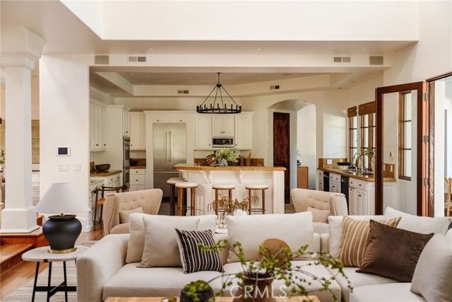 1807 Valley Park Avenue, Hermosa Beach, CA 90254