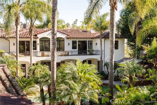 1807 Valley Park Avenue, Hermosa Beach, CA 90254