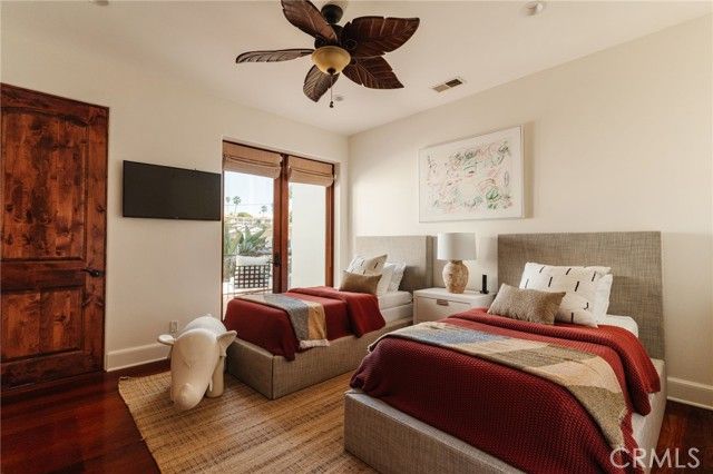 1807 Valley Park Avenue, Hermosa Beach, CA 90254