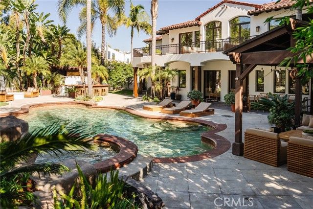 1807 Valley Park Avenue, Hermosa Beach, CA 90254